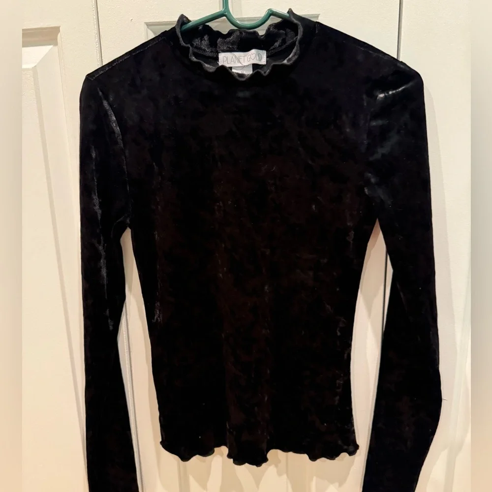 Planet Gold Black Velvet Long Sleeve Top - Picture 1 of 3